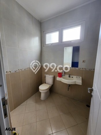 Rumah Luxury Modern Tanpa Renovasi di Kota Wisata Bogor Rumah Luxury Modern Tanpa Renovasi di Kota Wisata Bogor