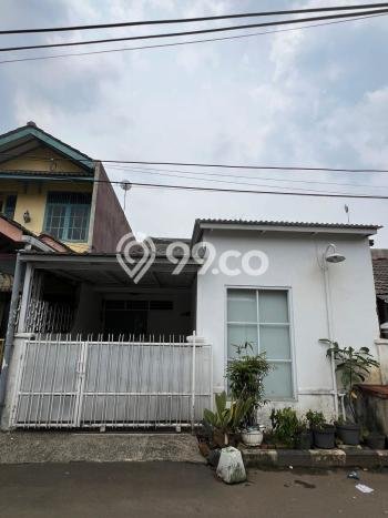 Rumah Modern Cantik 2 KT Siap Huni di Ciputat Rumah Modern Cantik 2 KT Siap Huni di Ciputat