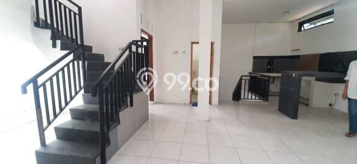 Rumah Eksklusif Dijual LT 100m2 di Kebayoran Lama, Jakarta Selatan Rumah Eksklusif Dijual LT 100m2 di Kebayoran Lama, Jakarta Selatan