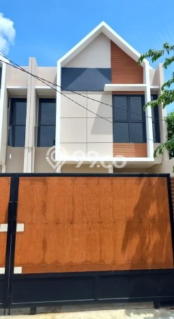 Jual Rumah Bagus Siap Huni LB 190m2 di Ciputat, Tangerang Selatan Jual Rumah Bagus Siap Huni LB 190m2 di Ciputat, Tangerang Selatan