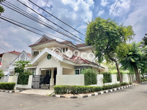 Hunian Elit LB 134m2 Siap Pakai Desain Elegan di Bintaro, Tangerang Selatan Hunian Elit LB 134m2 Siap Pakai Desain Elegan di Bintaro, Tangerang Selatan