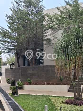 Rumah di Graha, Dekat Mall, LT 289m2m² Rumah di Graha, Dekat Mall, LT 289m2m²