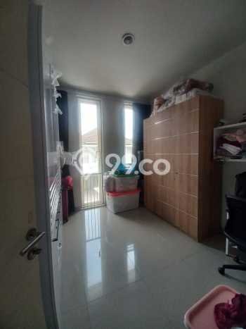 Hunian Mewah Siap Huni LT 180m2 di Wiyung, Surabaya Hunian Mewah Siap Huni LT 180m2 di Wiyung, Surabaya