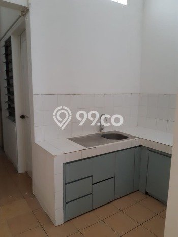 Rumah Asri di Sambikerep, 2 KM, Area Strategis, Luas 240m2m² LB 190m2m² Rumah Asri di Sambikerep, 2 KM, Area Strategis, Luas 240m2m² LB 190m2m²