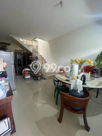 Jual Rumah Bagus Siap Huni LB 195m2 di Lowokwaru, Malang Jual Rumah Bagus Siap Huni LB 195m2 di Lowokwaru, Malang