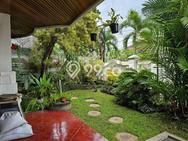 Jual Rumah Luas Elegan Dengan View Cantik di Tidar, Malang Jual Rumah Luas Elegan Dengan View Cantik di Tidar, Malang