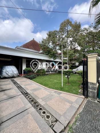 HUNIAN BERKELAS! Rumah Exclusive Klojen, Malang, Luas Tanah 751m2m² LB 600m2m² HUNIAN BERKELAS! Rumah Exclusive Klojen, Malang, Luas Tanah 751m2m² LB 600m2m²