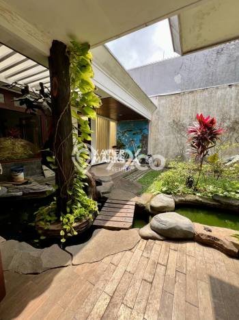 Siap Huni Rumah Mewah 5 Kamar di Klojen Dekat ke Mana Pun Siap Huni Rumah Mewah 5 Kamar di Klojen Dekat ke Mana Pun