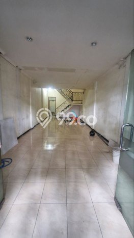 Ruko disewakan lokasi strategis Blimbing Malang 118m2 Ruko disewakan lokasi strategis Blimbing Malang 118m2