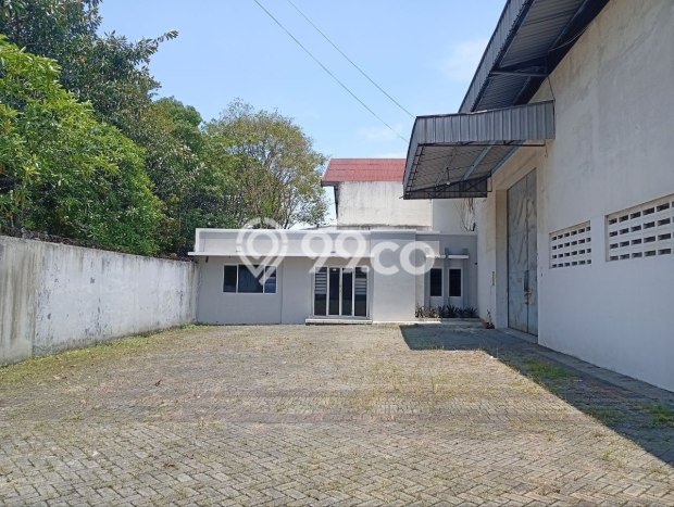 AREA KOMERSIAL! Gudang Disewakan Kawasan Blimbing, Luas 1148m2m², Area Strategis, Siap Operasional AREA KOMERSIAL! Gudang Disewakan Kawasan Blimbing, Luas 1148m2m², Area Strategis, Siap Operasional