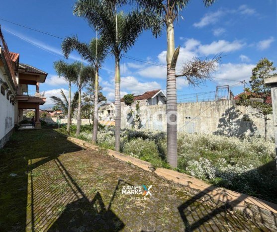DIJUAL! Vila di Junrejo, Luas 1267m2m², Posisi Strategis DIJUAL! Vila di Junrejo, Luas 1267m2m², Posisi Strategis