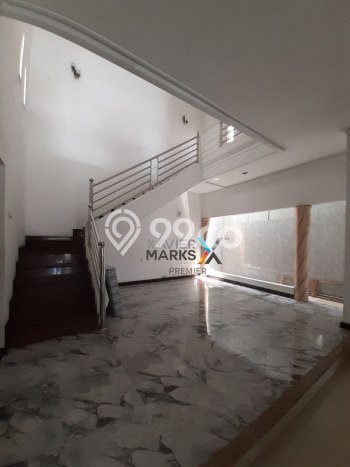 Hunian Elit LB 300m2 Siap Pakai Desain Elegan di Araya, Malang Hunian Elit LB 300m2 Siap Pakai Desain Elegan di Araya, Malang
