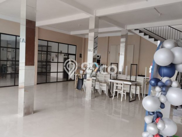 Lokasi Strategis! Dijual Komersial Bisnis di Wajak, Malang Kondisi Bagus Lokasi Strategis! Dijual Komersial Bisnis di Wajak, Malang Kondisi Bagus