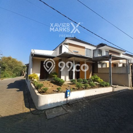 Rumah Modern Cantik 2 KT Bisa Langsung Pindah di Kedungkandang Rumah Modern Cantik 2 KT Bisa Langsung Pindah di Kedungkandang