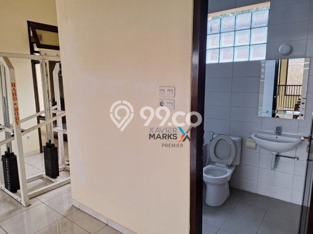 Dijual Rumah Mewah Exclusive di Klojen, Malang Dijual Rumah Mewah Exclusive di Klojen, Malang
