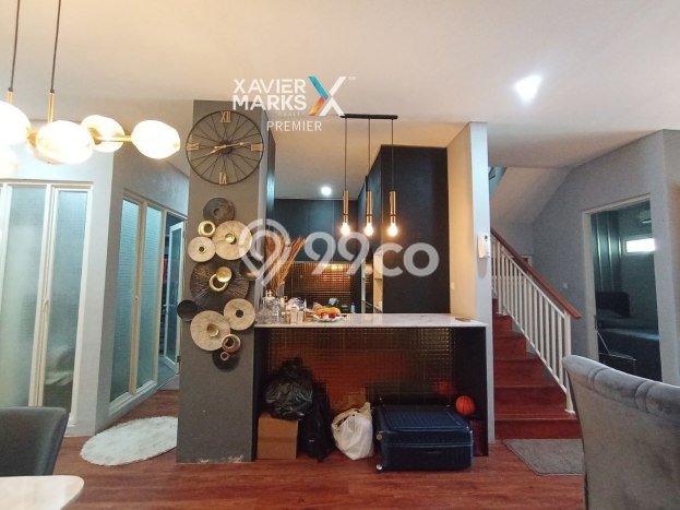 GOOD DEAL! Rumah Strategis di , LT 105m2m² LB 196m2m² GOOD DEAL! Rumah Strategis di , LT 105m2m² LB 196m2m²