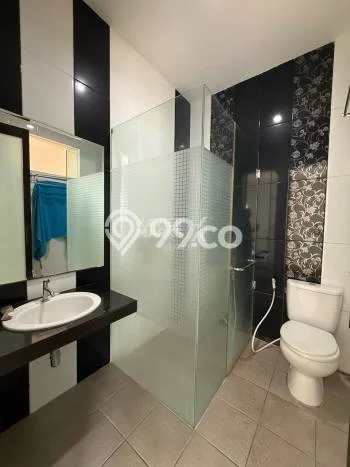 KESEMPATAN TERBAIK! Rumah Nyaman area Dieng, Luas 121m2m² Bangunan 160m2m² KESEMPATAN TERBAIK! Rumah Nyaman area Dieng, Luas 121m2m² Bangunan 160m2m²