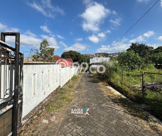DIJUAL! Vila di Junrejo, Luas 1267m2m², Posisi Strategis DIJUAL! Vila di Junrejo, Luas 1267m2m², Posisi Strategis