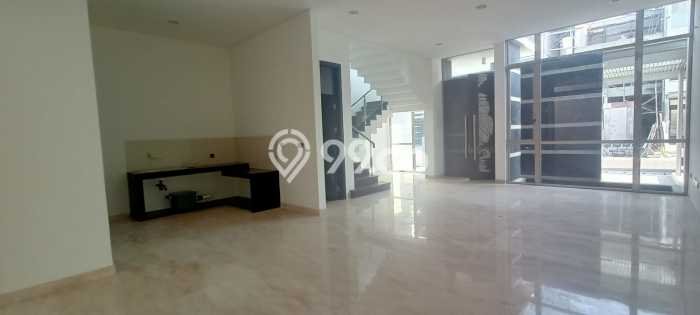 Rumah Luxury Modern Siap Huni di Pantai Indah Kapuk Jakarta Utara Rumah Luxury Modern Siap Huni di Pantai Indah Kapuk Jakarta Utara
