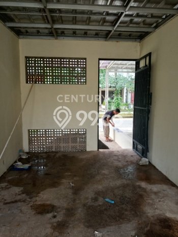 Rumah Luas Asri 2 KT Siap Pakai di harapan indah Bekasi Rumah Luas Asri 2 KT Siap Pakai di harapan indah Bekasi