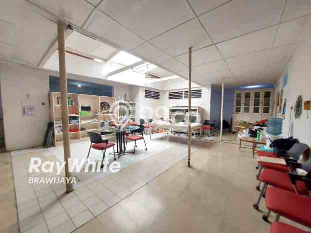 Hunian Eksklusif Siap Huni LT 594m2 di Kebayoran Baru, Jakarta Selatan Hunian Eksklusif Siap Huni LT 594m2 di Kebayoran Baru, Jakarta Selatan