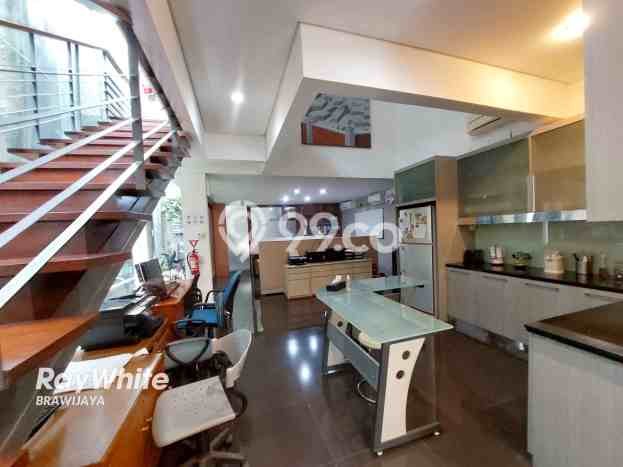 Rumah Luxury Modern Tanpa Renovasi di Cipete Jakarta Selatan Rumah Luxury Modern Tanpa Renovasi di Cipete Jakarta Selatan
