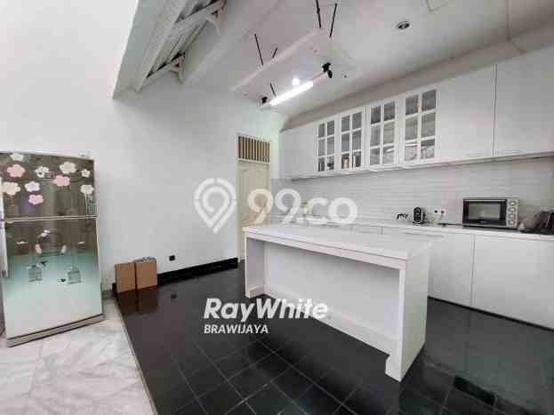 Rumah Luxury Modern Siap Huni di Pejaten Jakarta Selatan Rumah Luxury Modern Siap Huni di Pejaten Jakarta Selatan