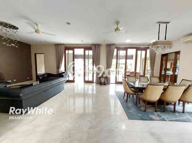 Rumah Elit LB 550m2 Siap Pakai Desain Elegan di Ampera, Jakarta Selatan Rumah Elit LB 550m2 Siap Pakai Desain Elegan di Ampera, Jakarta Selatan