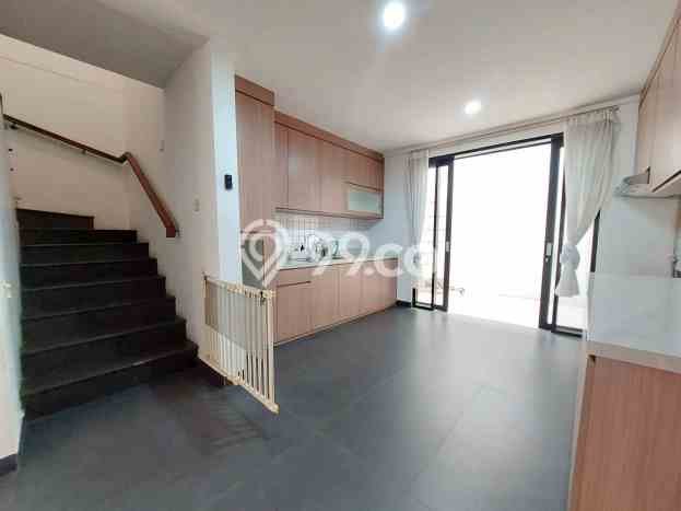 Rumah Strategis Lebak Bulus, Jakarta Selatan, LT 109m² Bangunan 152m² Rumah Strategis Lebak Bulus, Jakarta Selatan, LT 109m² Bangunan 152m²