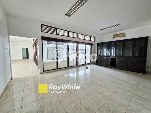 Rumah Bagus Siap Huni Di Mampang Prapatan Luas 400m2 Aman Rumah Bagus Siap Huni Di Mampang Prapatan Luas 400m2 Aman