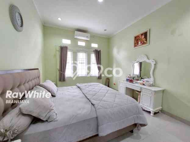 Rumah Elit Modern Siap Huni di Cibubur Jakarta Timur Rumah Elit Modern Siap Huni di Cibubur Jakarta Timur