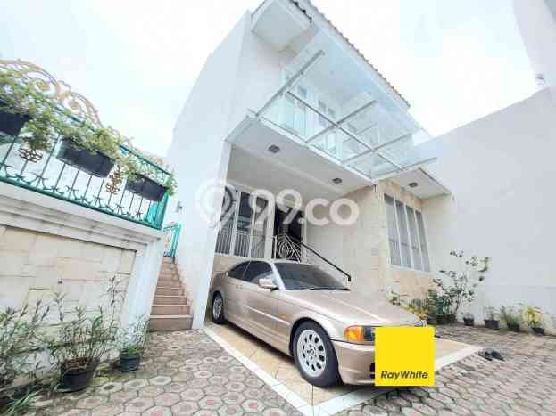 HOT DEAL! Rumah area Cilandak, 3 KT, Area Asri, LT 150m² Bangunan 250m² HOT DEAL! Rumah area Cilandak, 3 KT, Area Asri, LT 150m² Bangunan 250m²