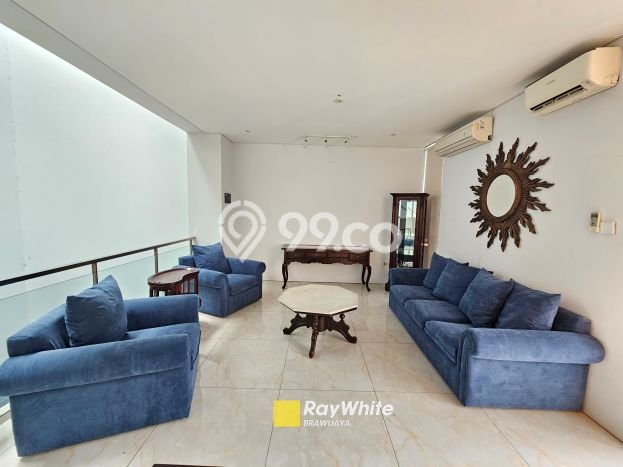 Rumah di Cilandak, Dekat Pusat Kota, LT 130m² Rumah di Cilandak, Dekat Pusat Kota, LT 130m²