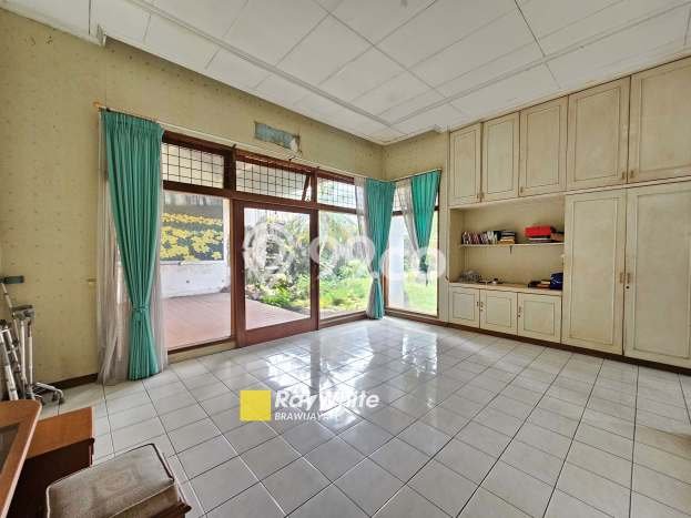 For Sale! Luxury House LT 985m2 Desain Elegan di Kemang For Sale! Luxury House LT 985m2 Desain Elegan di Kemang