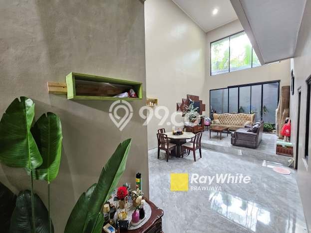 Siap Huni Rumah Mewah 4 Kamar di Cinere Dekat ke Mana Pun Siap Huni Rumah Mewah 4 Kamar di Cinere Dekat ke Mana Pun
