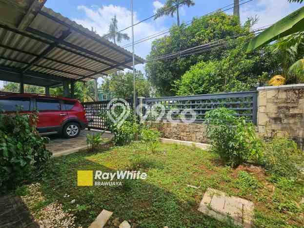 Rumah Elit Modern Siap Huni di Lebak Bulus Jakarta Selatan Rumah Elit Modern Siap Huni di Lebak Bulus Jakarta Selatan