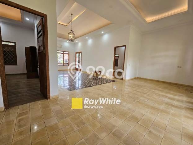Jual Rumah Mewah Elegan Dengan View Cantik di Wijaya, Jakarta Selatan Jual Rumah Mewah Elegan Dengan View Cantik di Wijaya, Jakarta Selatan