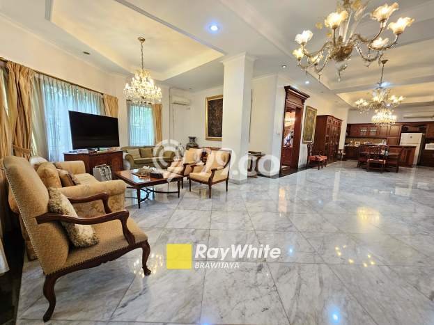 Hot Offer Hunian Premium Ideal dan Luas di Kebayoran Baru, Jakarta Selatan Hot Offer Hunian Premium Ideal dan Luas di Kebayoran Baru, Jakarta Selatan
