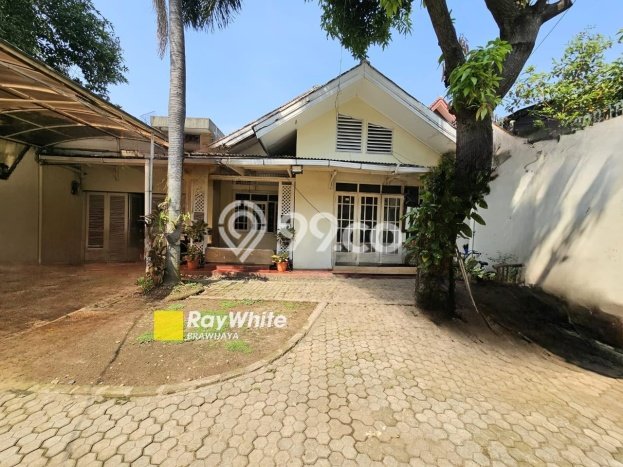 For Sale! Luxury House LT 470m2 Desain Elegan di Pejaten For Sale! Luxury House LT 470m2 Desain Elegan di Pejaten