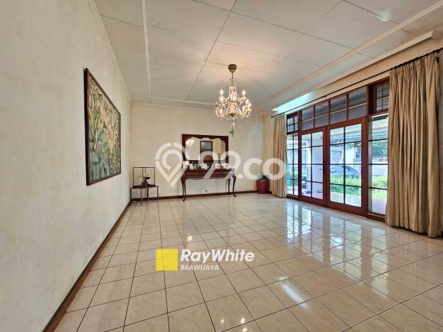 For Sale! Luxury House LT 985m2 Desain Elegan di Kemang For Sale! Luxury House LT 985m2 Desain Elegan di Kemang