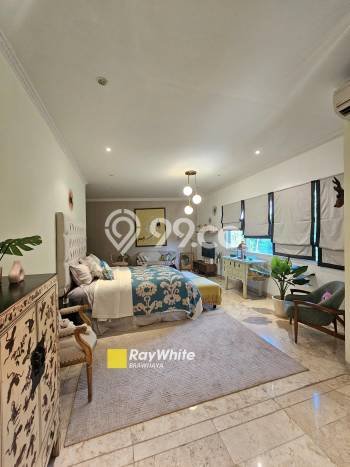 Rumah Lingkungan Asri di Kebayoran Baru, Jakarta Selatan, Luas 367m² Bangunan 400m² Rumah Lingkungan Asri di Kebayoran Baru, Jakarta Selatan, Luas 367m² Bangunan 400m²