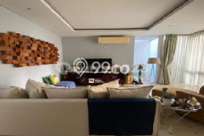 Siap Huni Rumah Mewah 3 Kamar di Mampang Prapatan Dekat ke Mana Pun Siap Huni Rumah Mewah 3 Kamar di Mampang Prapatan Dekat ke Mana Pun