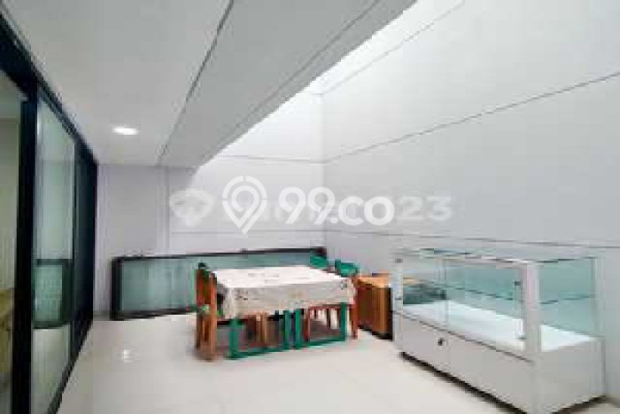 Rumah Luxury Modern Tanpa Renovasi di Bintaro Tangerang Selatan Rumah Luxury Modern Tanpa Renovasi di Bintaro Tangerang Selatan
