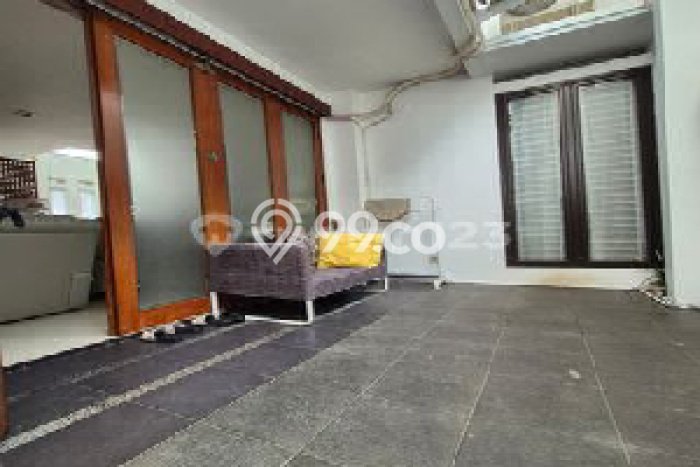 Rumah Elit Modern Tanpa Renovasi di Bintaro Tangerang Selatan Rumah Elit Modern Tanpa Renovasi di Bintaro Tangerang Selatan