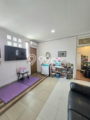 Ready to Use! Luxury House LT 300m2 Desain Elegan di Bintaro Ready to Use! Luxury House LT 300m2 Desain Elegan di Bintaro