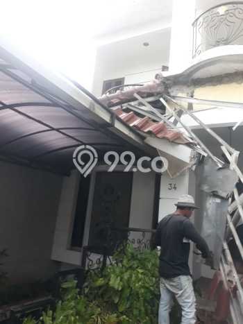 For Sale! Premium House LT 250m2 Desain Modern di Pondok Indah For Sale! Premium House LT 250m2 Desain Modern di Pondok Indah