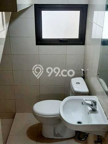 Dijual Hunian Rumah Terawat 2 KT di BSD Nusaloka, Tangerang Dijual Hunian Rumah Terawat 2 KT di BSD Nusaloka, Tangerang