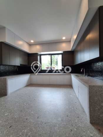 Hunian Mewah LB 400m2 Siap Pakai Desain Elegan di Alam Sutera, Tangerang Hunian Mewah LB 400m2 Siap Pakai Desain Elegan di Alam Sutera, Tangerang