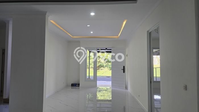 Rumah Mewah LB 240m2 Siap Pakai Desain Elegan di BSD Delatinos, Tangerang Rumah Mewah LB 240m2 Siap Pakai Desain Elegan di BSD Delatinos, Tangerang