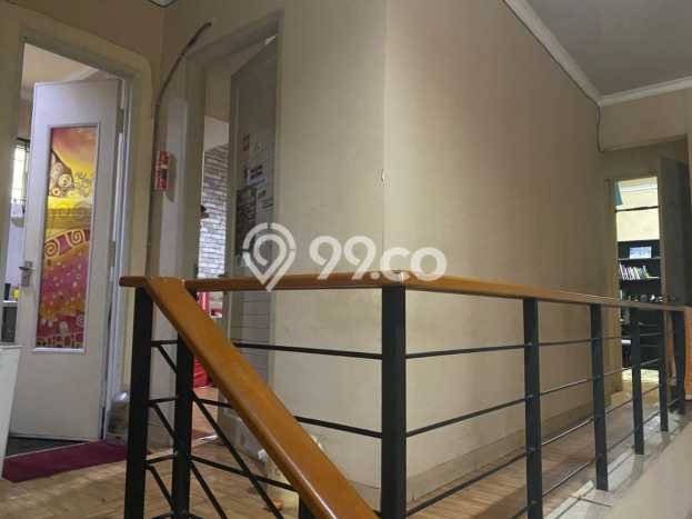 Rumah Luxury Modern Tanpa Renovasi di BSD Delatinos Tangerang Rumah Luxury Modern Tanpa Renovasi di BSD Delatinos Tangerang